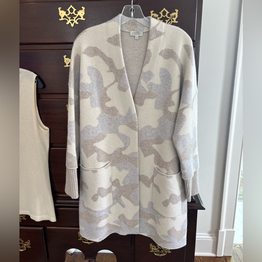 Kinross Cashmere Cream, blue and beige Camouflage Long Cardigan-100% cashmere